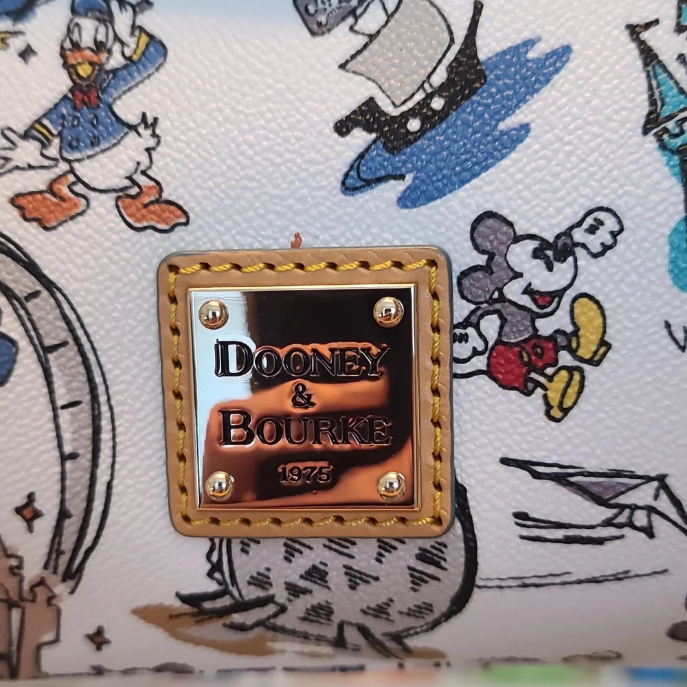 NWT *Rare* Retired Disneyana Walt Disney World Smith Tote